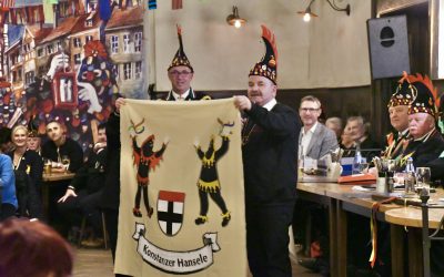 Eine Fahne zum Jubiläum